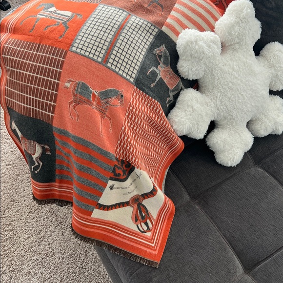 unbranded Other - Equestrian Patterned Scarf/Throw